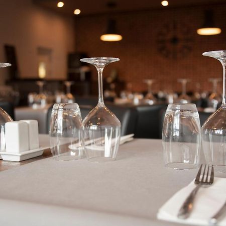 Logis Auberge Des Voyageurs Vandieres  Eksteriør bilde